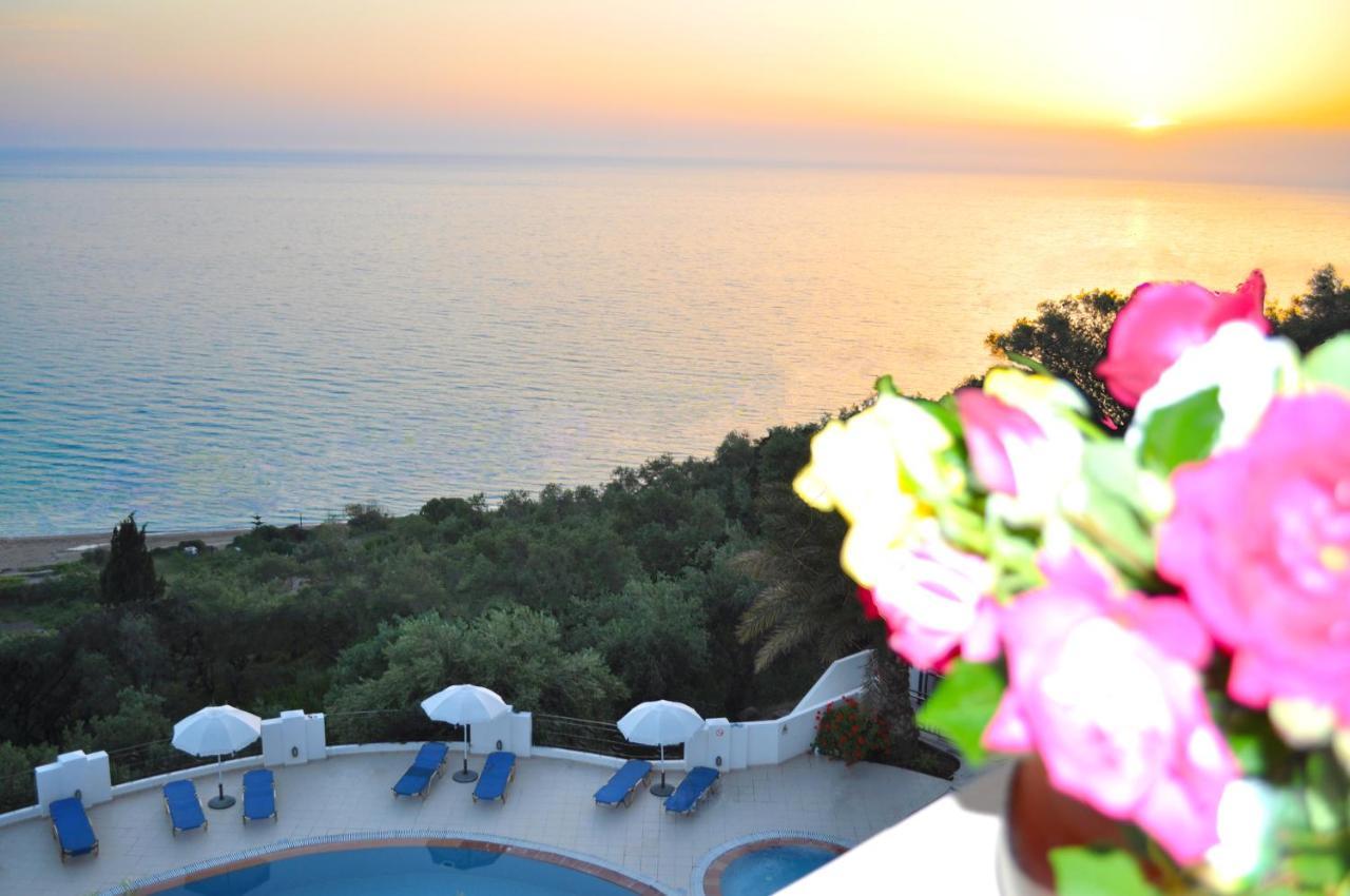Holiday Apartments Maria With Pool And Panorama View - Agios Gordios Beach Ngoại thất bức ảnh